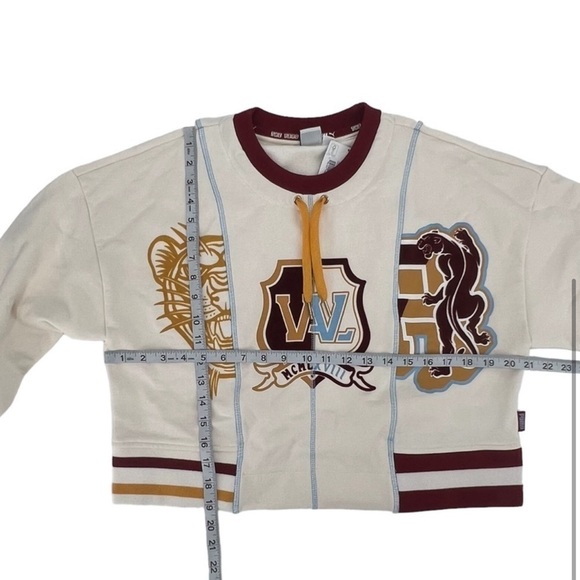 NWT Puma Whisper White We Are Legends Tye Crew Sweatshirt Size Small Women's - Picture 4 of 5